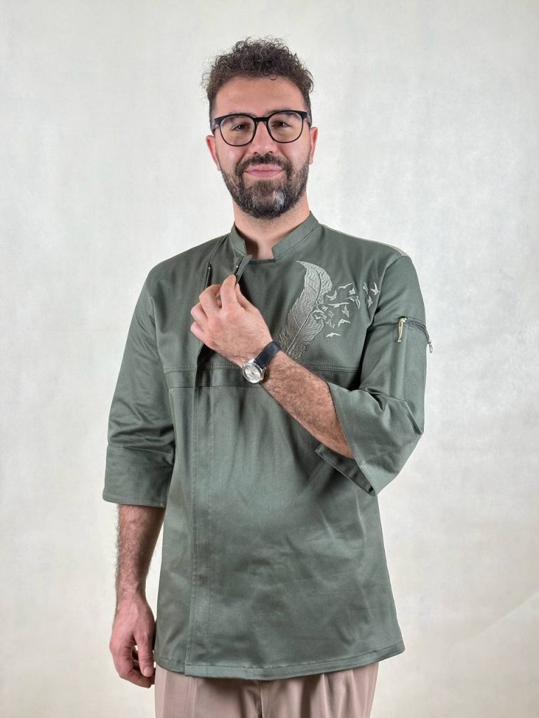 روپوش سرآشپز پیکو - فروشگاه لباس فرم هپی شف - قیمت انواع روپوش مردانه باکیفیت